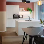 Luxury With 2 Patios By Apartmán Ostende