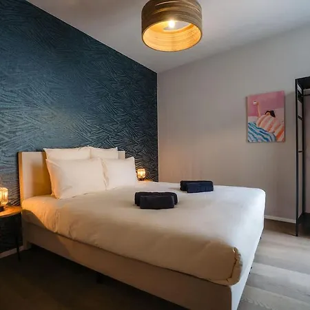 Luxury With 2 Patios By 오스텐드